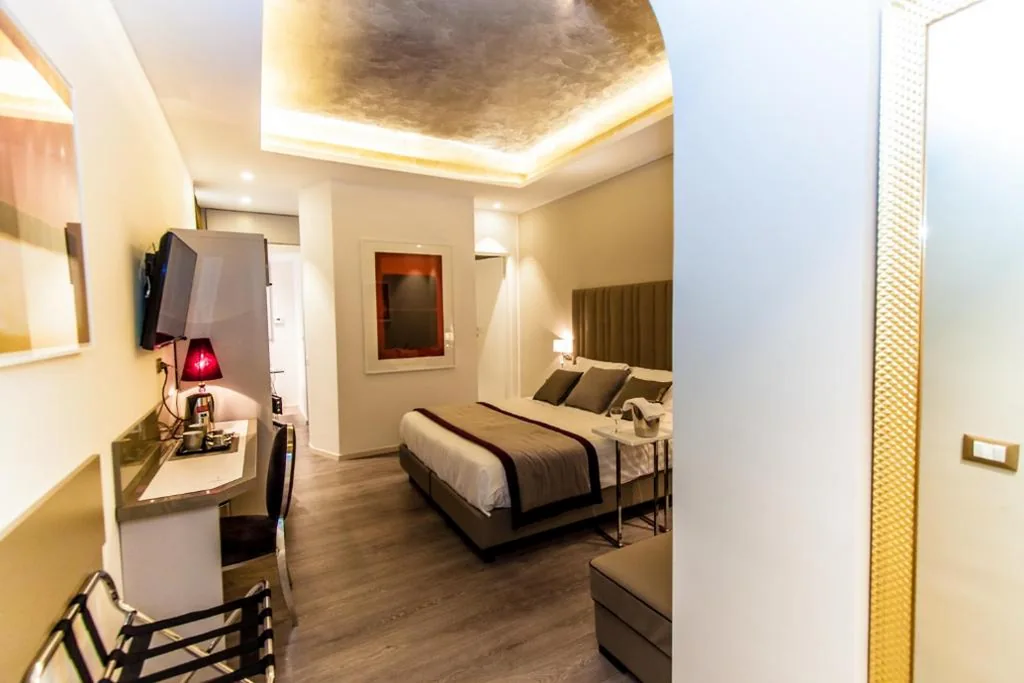 Deluxe Triple Room — Calisto Luxury Trastevere
