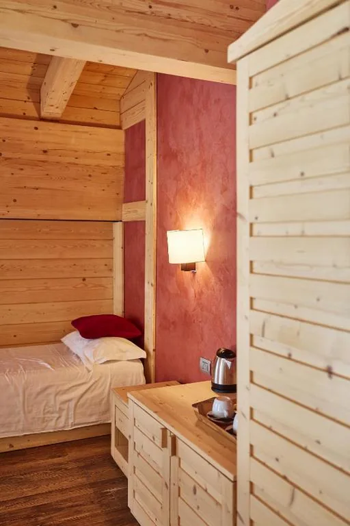 Camera Tripla Deluxe — Chalet Morel 1586 Hotel & Spa