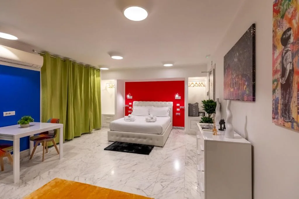 Camera Tripla Deluxe — Gregorio VII Luxury Home Apartment