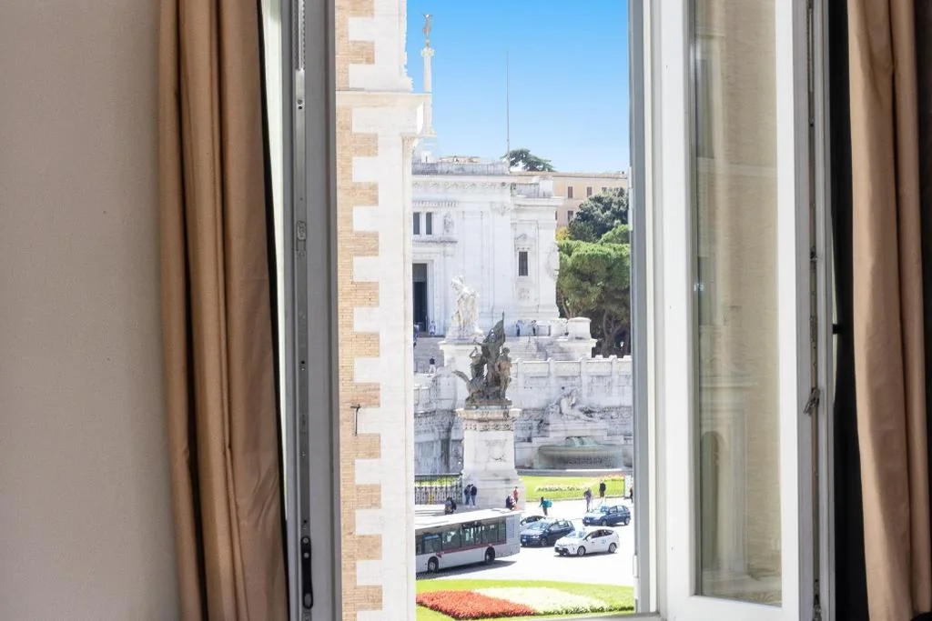 Deluxe Triple Room — Hotel Castellino Roma