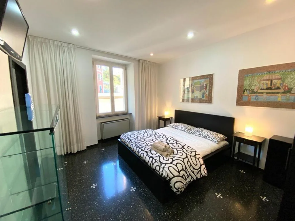 Triple Deluxe Room — Martel Rooms – Genova Centro Brignole
