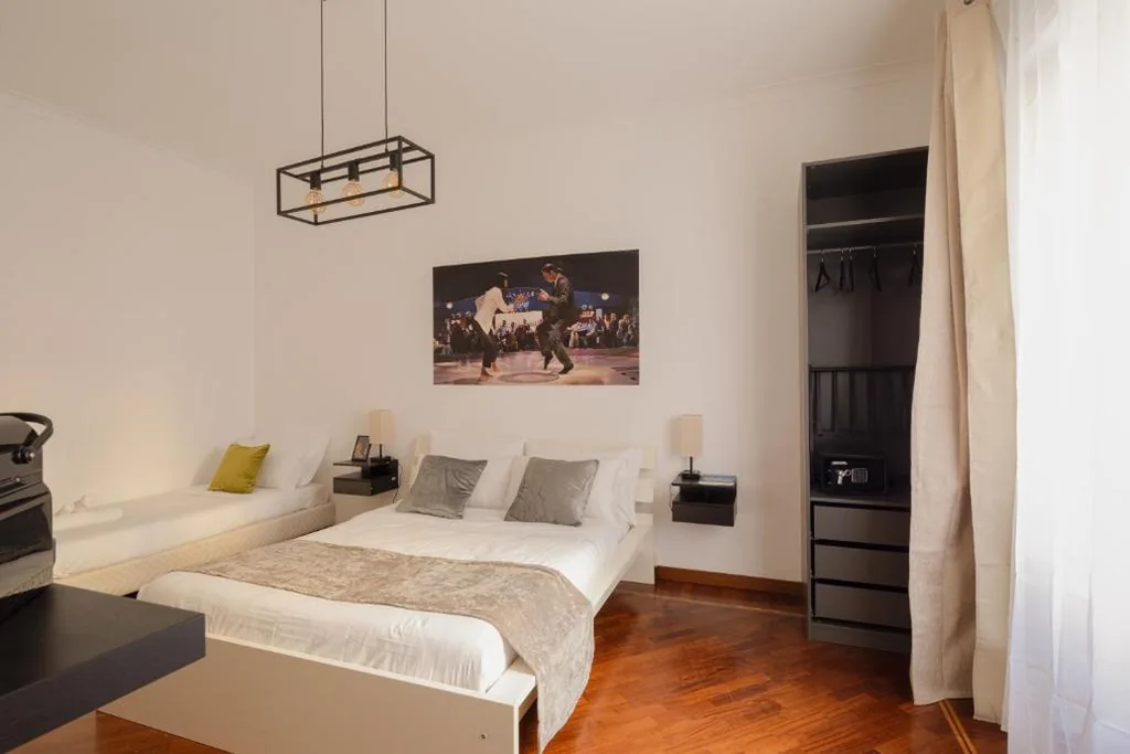 Deluxe Triple Room — Pop Corn Vatican Suites