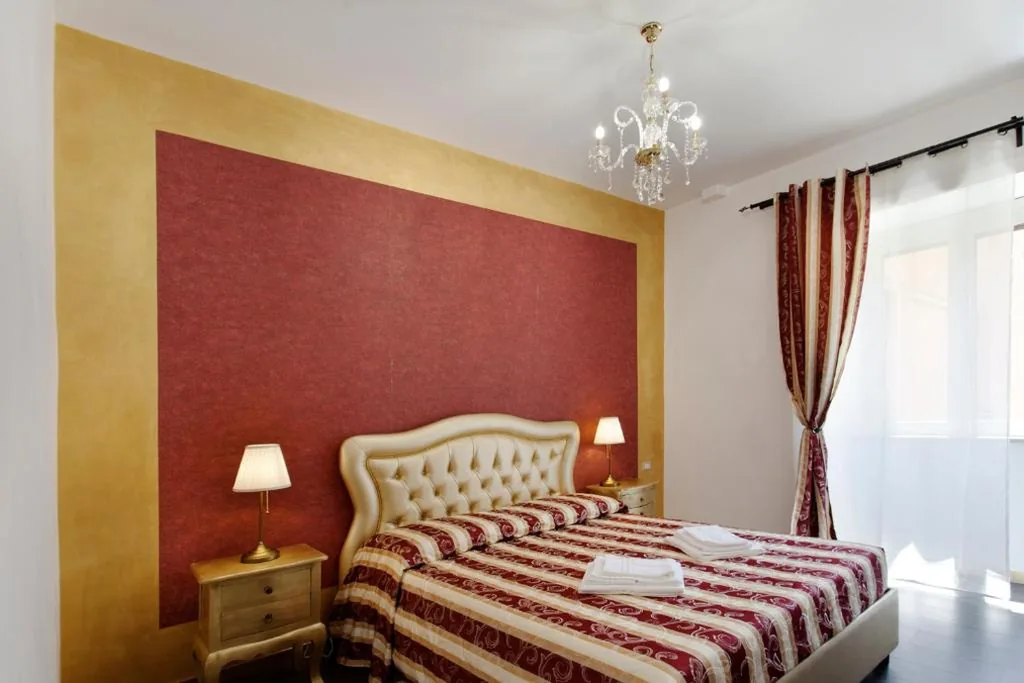 Triple Deluxe Room — Secret Rhome