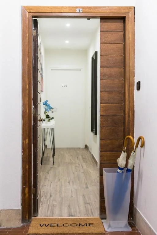 Deluxe Triple Room — St Peter Manor 2 – St Peter Manor 3