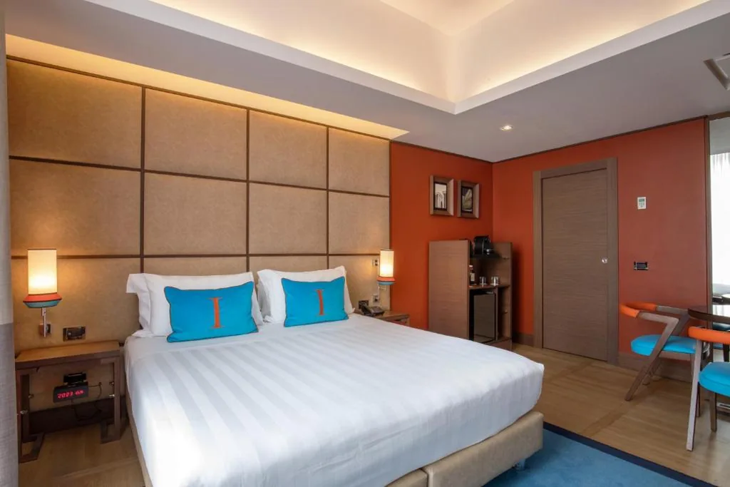 Deluxe Triple Room — The Independent Hotel