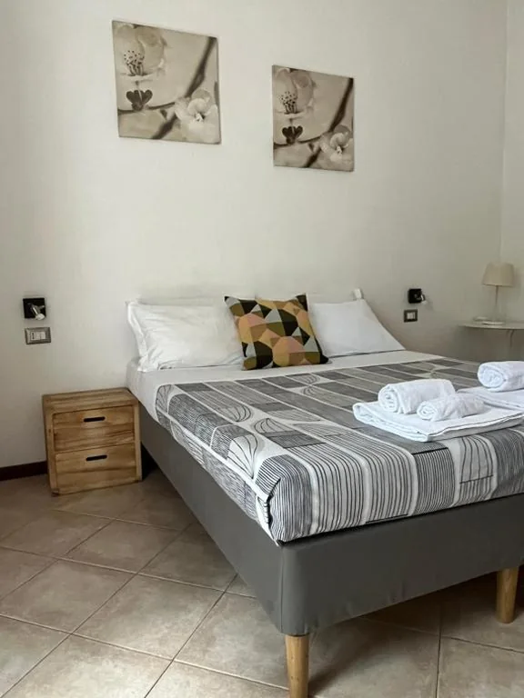 Camera Tripla — Domus Amica