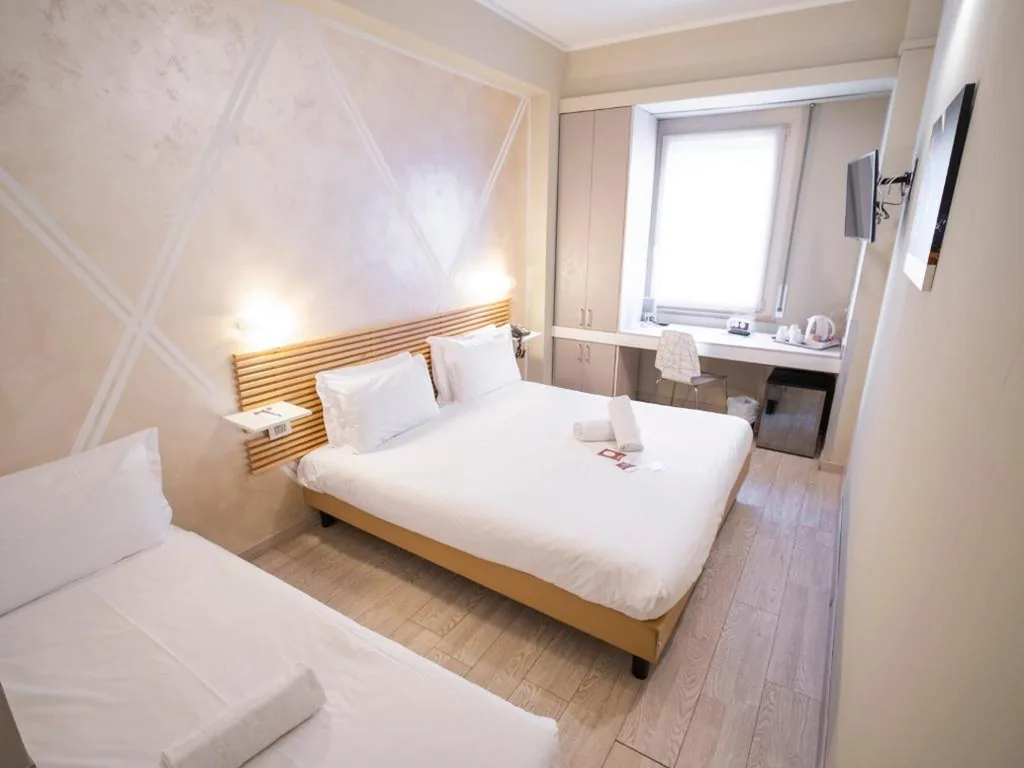 Camera Tripla Economy — Best Quality Hotel Gran Mogol