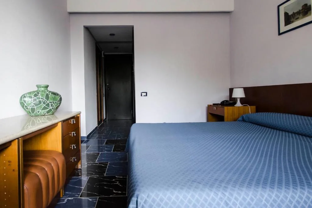 Economy Triple Room with Beach Access — Grand Hotel Helios