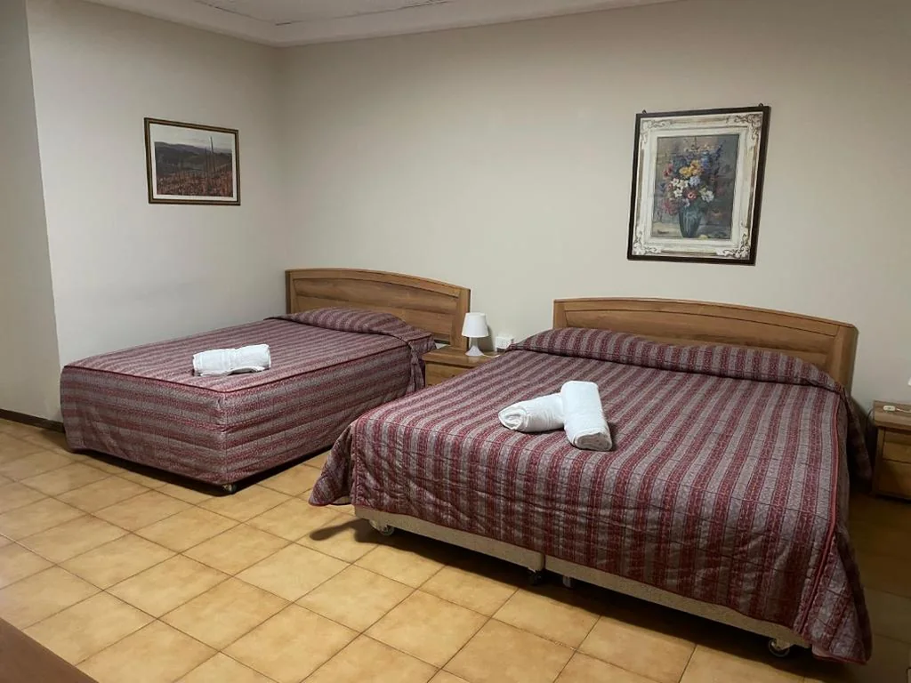 Economy Triple Room — Hotel Antica Dogana