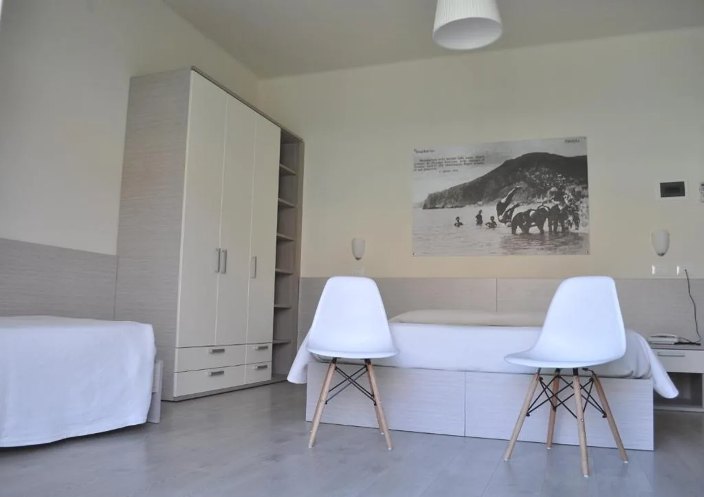 Camera Tripla Economy — Hotel Boncardo