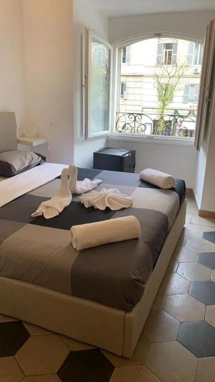 Economy Triple Room - Via Leone IV 38 — Vatican Leone IV