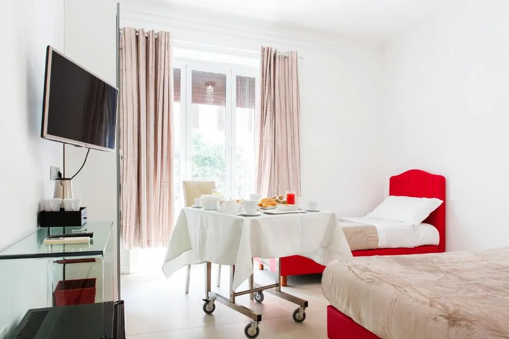 Camera Tripla Executive — Vatican Grand Suite