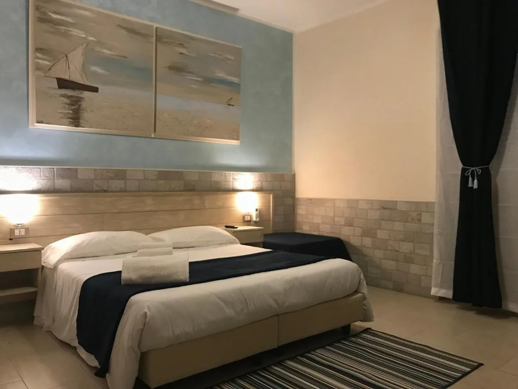 Camera Tripla — Fiumicino Airport B&B Deluxe