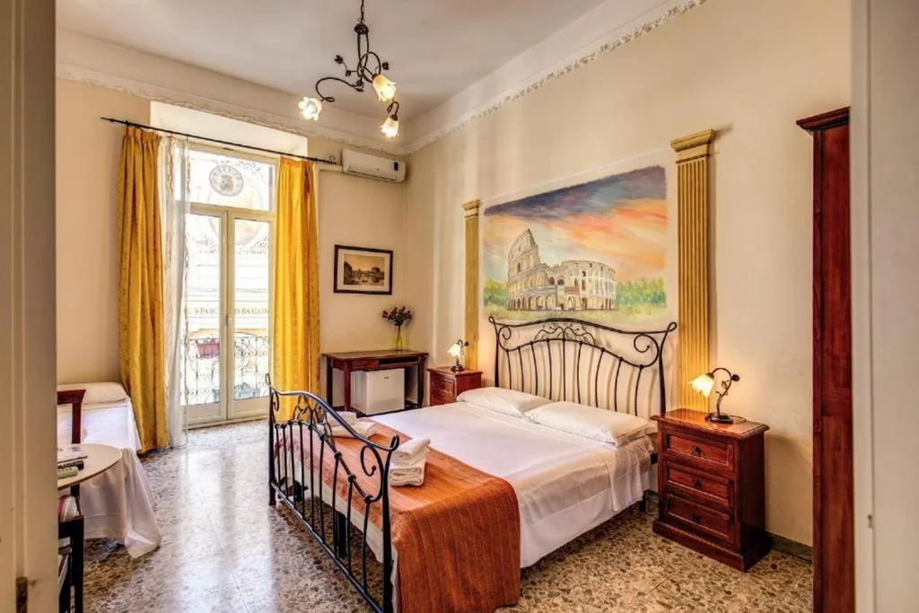 Camera Tripla — GuestHouse o Affittacamere Magenta Baylon Suite B