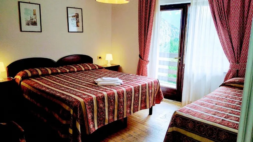 Camera Tripla — HG Hotel Italia