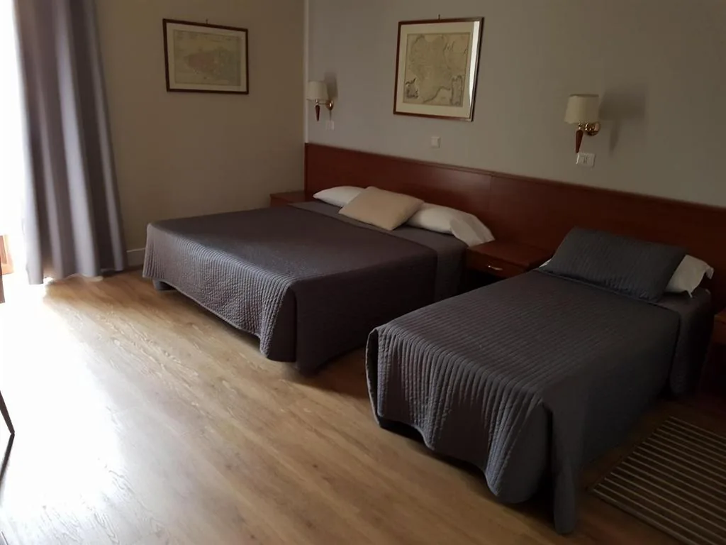 Triple Room — Hotel Alpi Resort