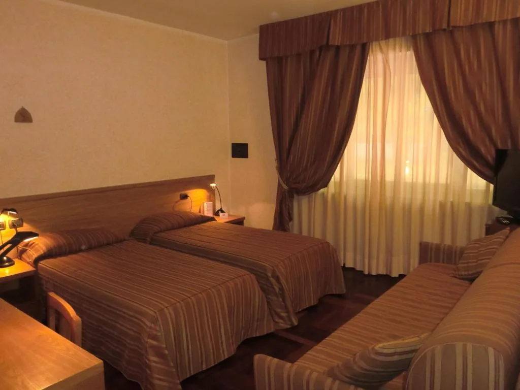Camera Tripla — Hotel Ariston