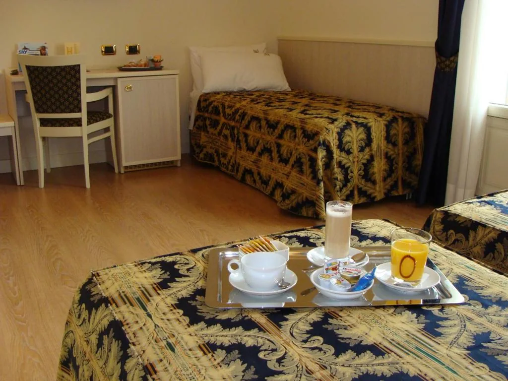 Camera Tripla — Hotel Belforte