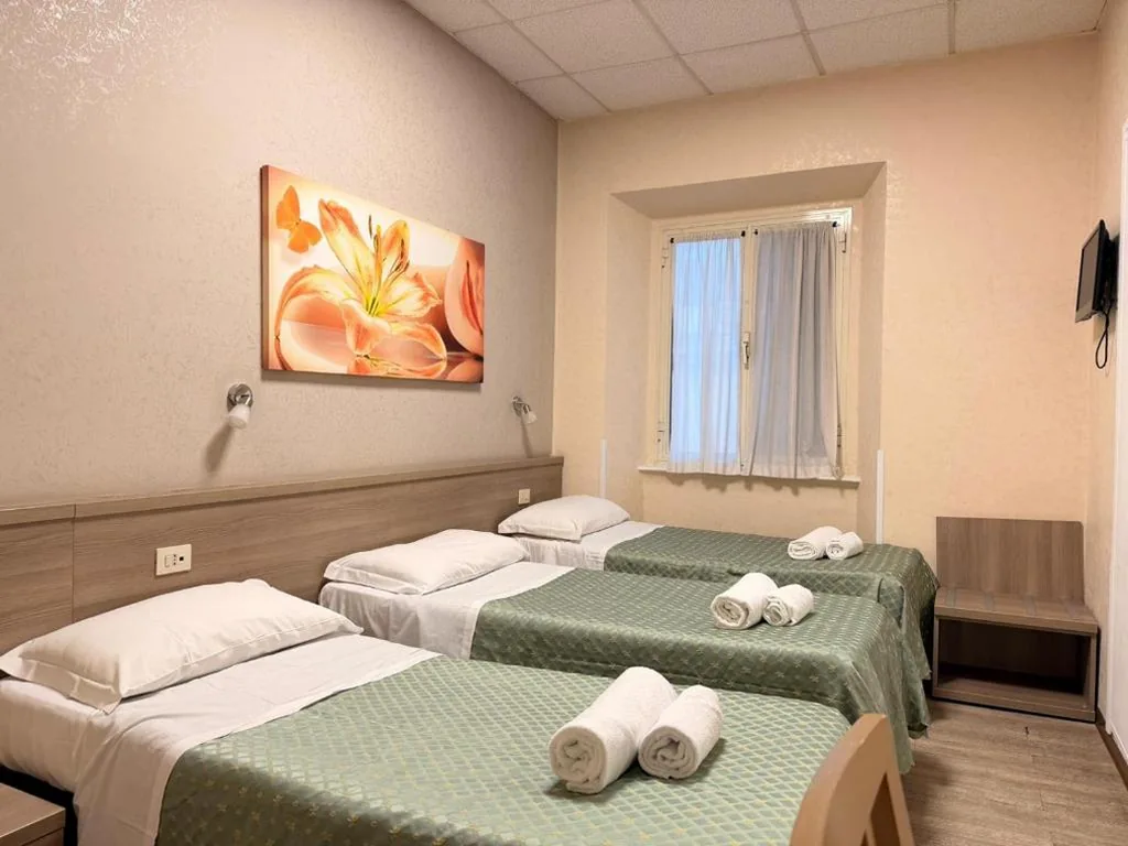 Triple Room — Hotel Concorde