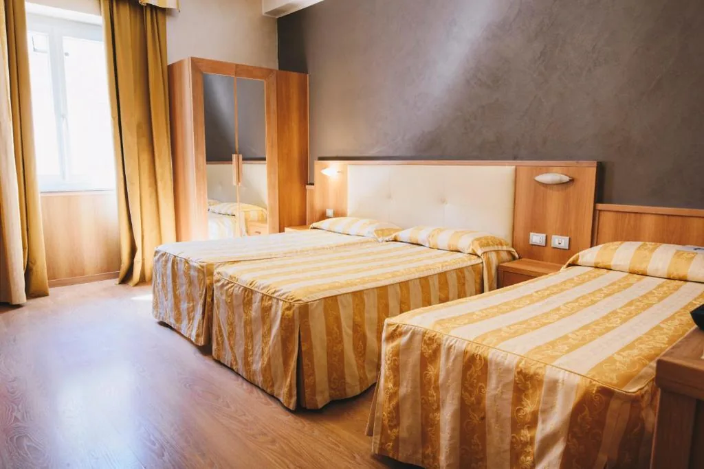 Camera Tripla — Hotel Corallo