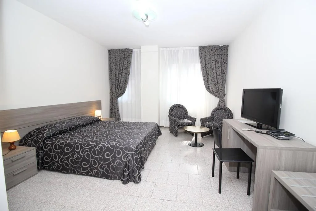 Camera Tripla — Hotel Croce Di Malta