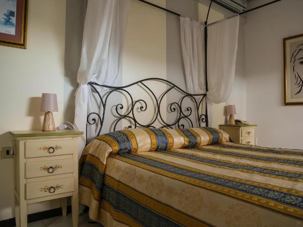 Triple Room — Hotel Delle Rose