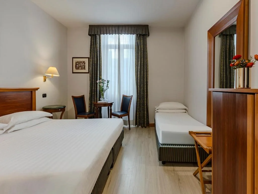 Triple Room — Hotel Diplomatic