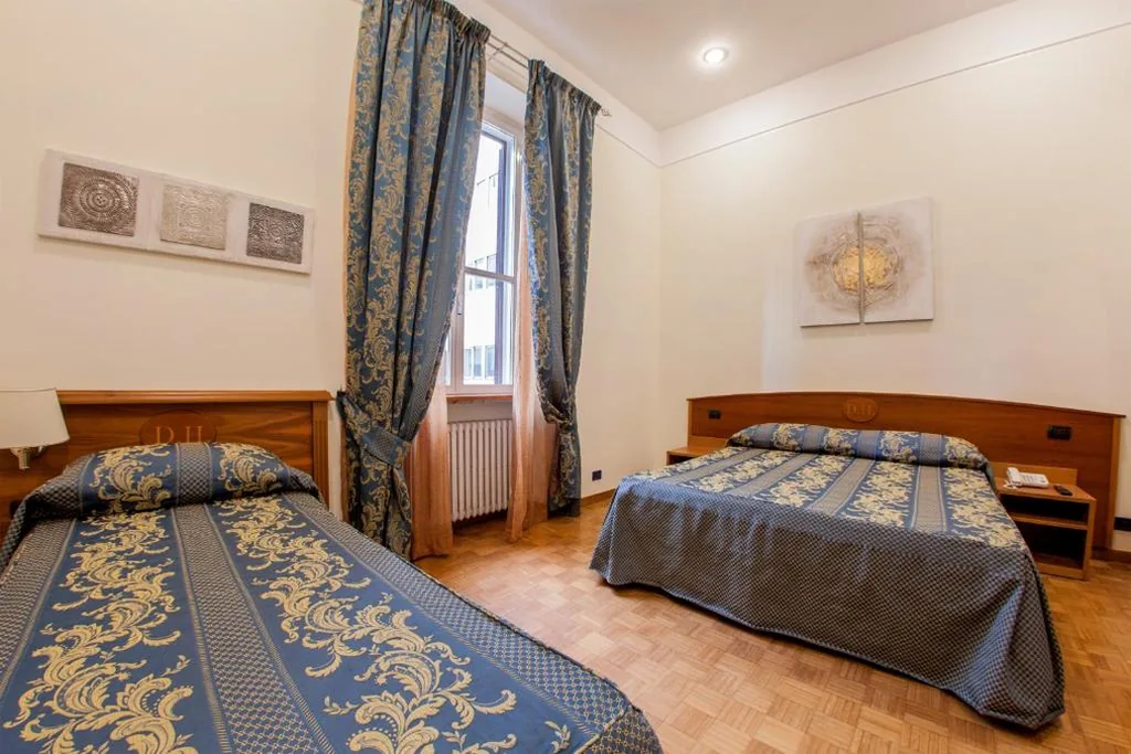 Camera Tripla — Hotel Domus Praetoria