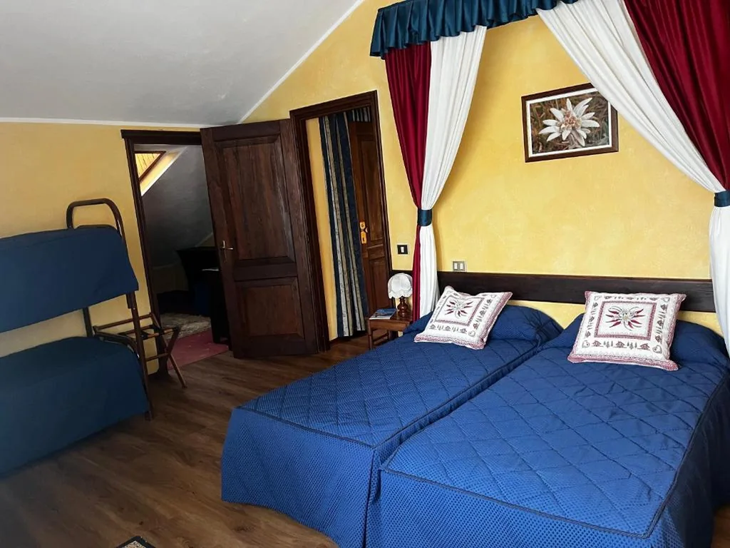 Triple Room — Hotel Edelweiss & SPA