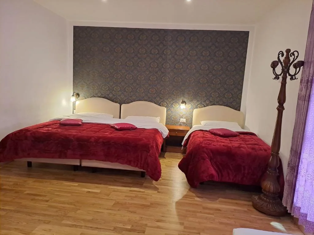 Camera Tripla — Hotel Fenicia