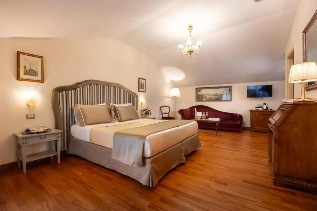 Camera Tripla — Hotel Forum