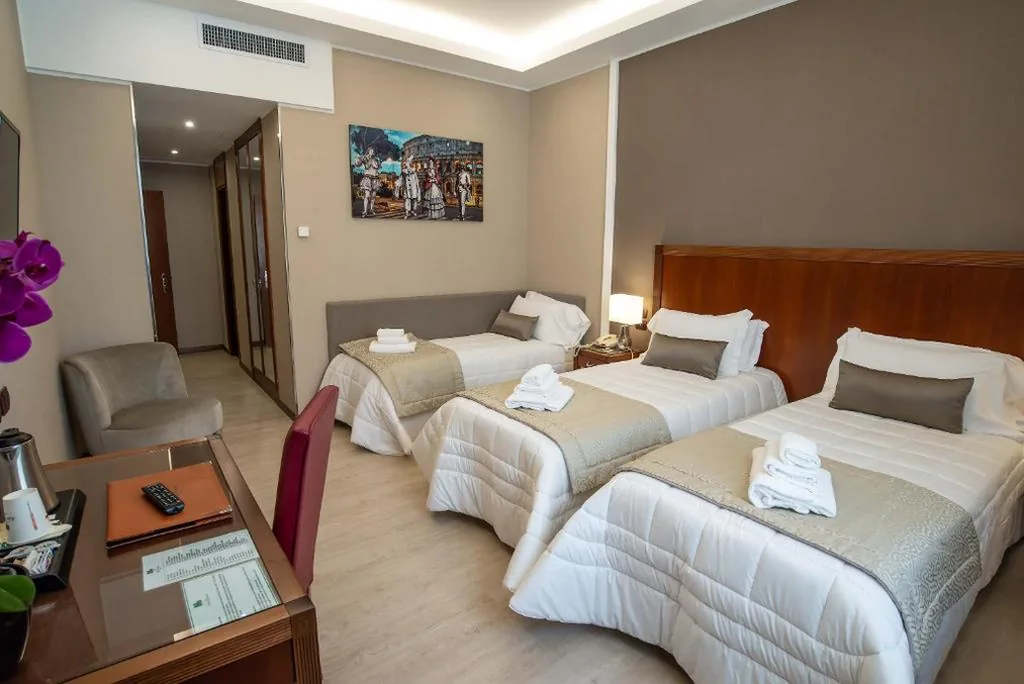 Camera Tripla — Hotel Genova