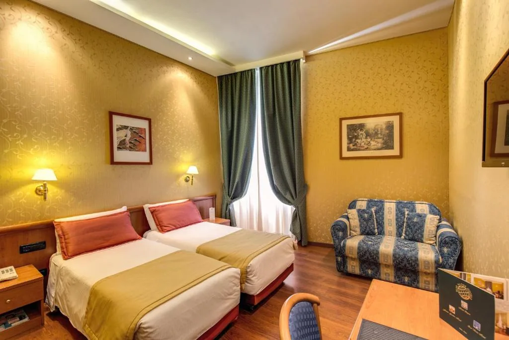 Triple Room — Hotel Impero