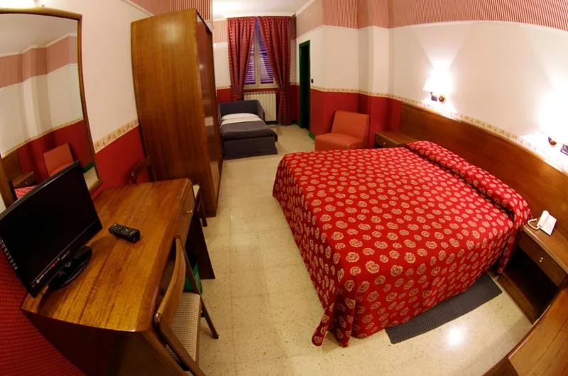 Camera Tripla — Hotel Iris Crillon