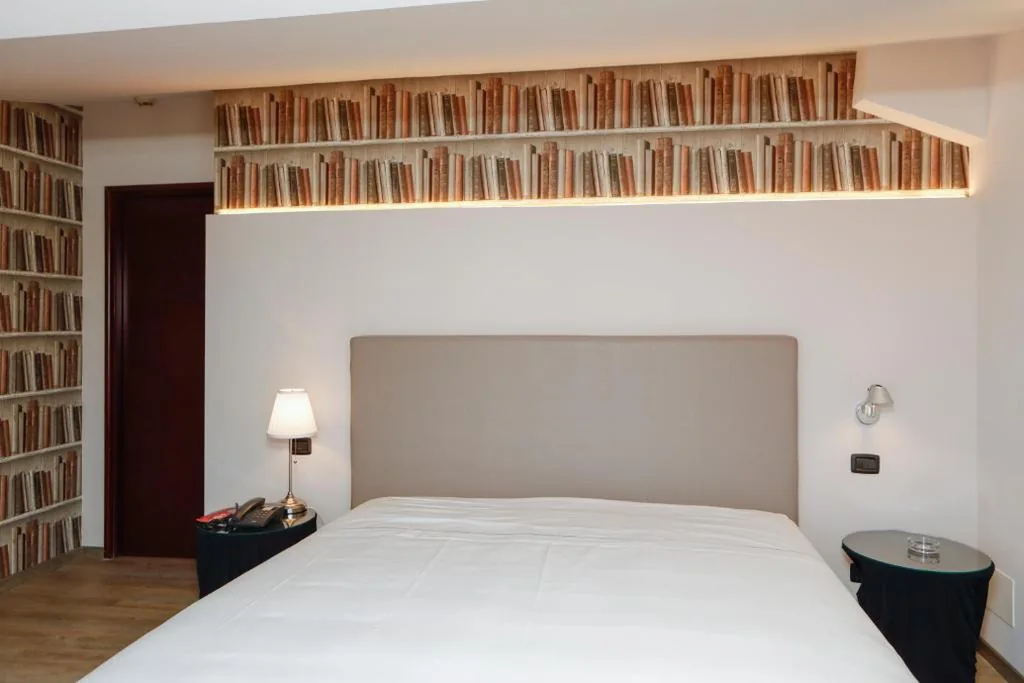 Triple Room — Hotel Lancaster