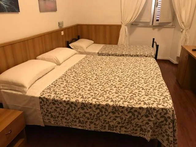Camera Tripla — Hotel Lodi