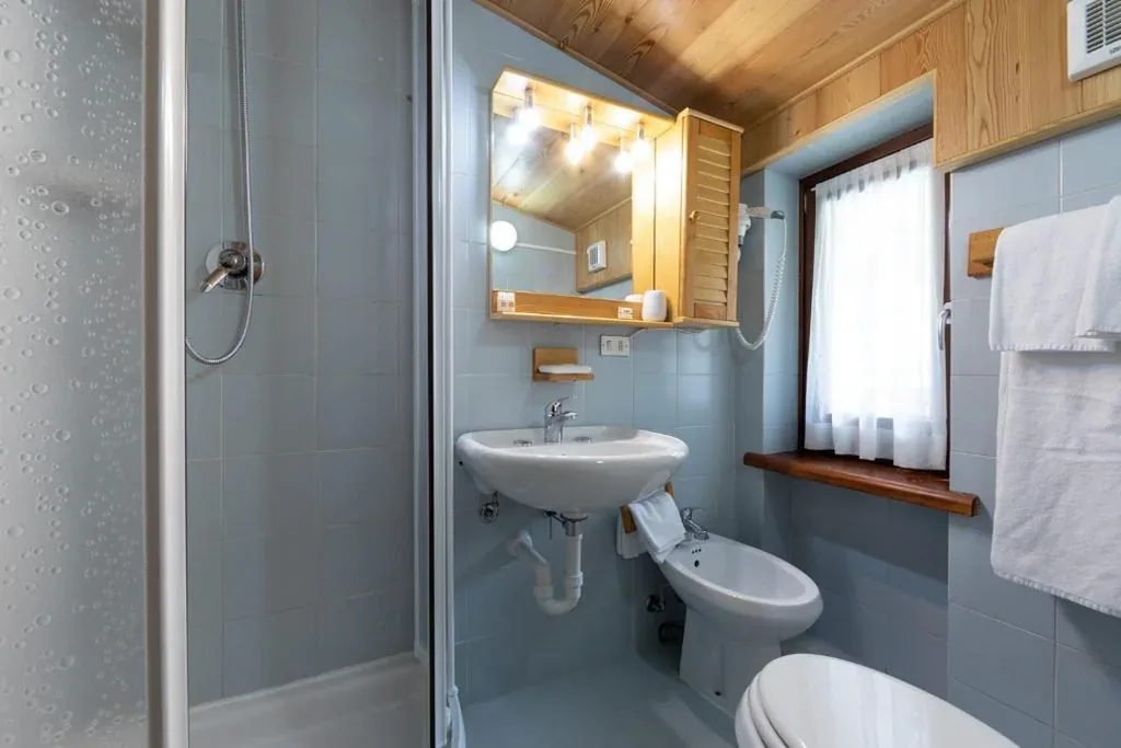 Triple Room — Hotel Meuble’ Joli