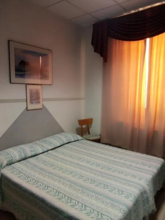 Triple Room — Hotel Niagara