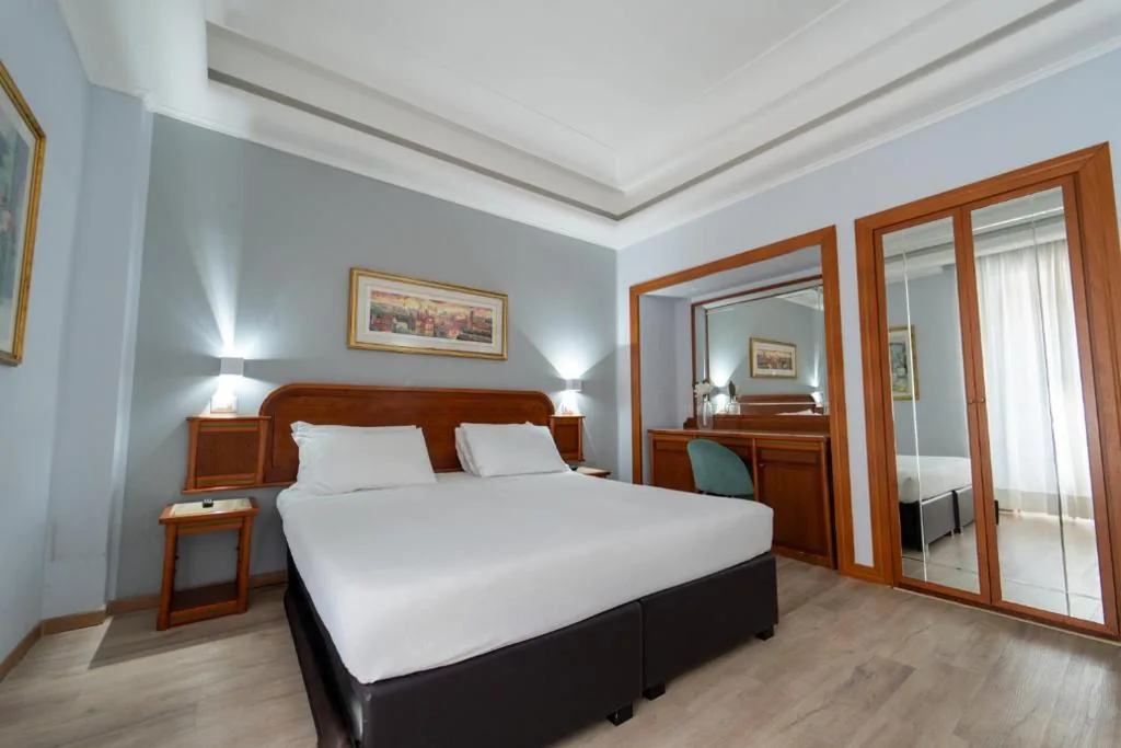 Camera Tripla — Hotel Oxford