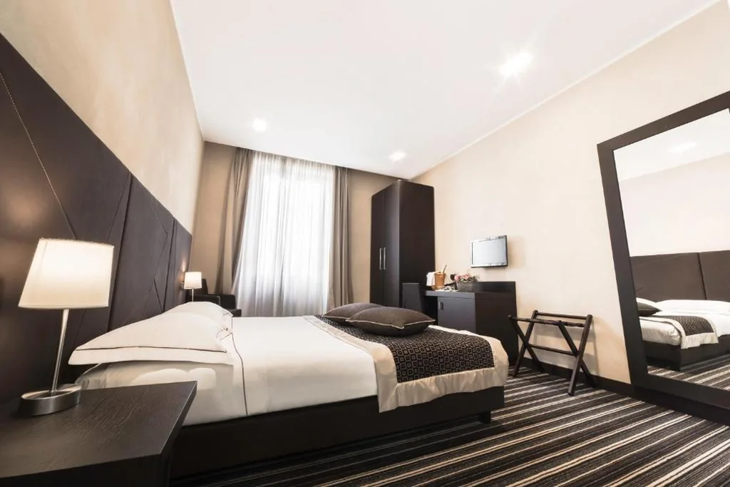 Camera Tripla — Hotel Principe Di Torino