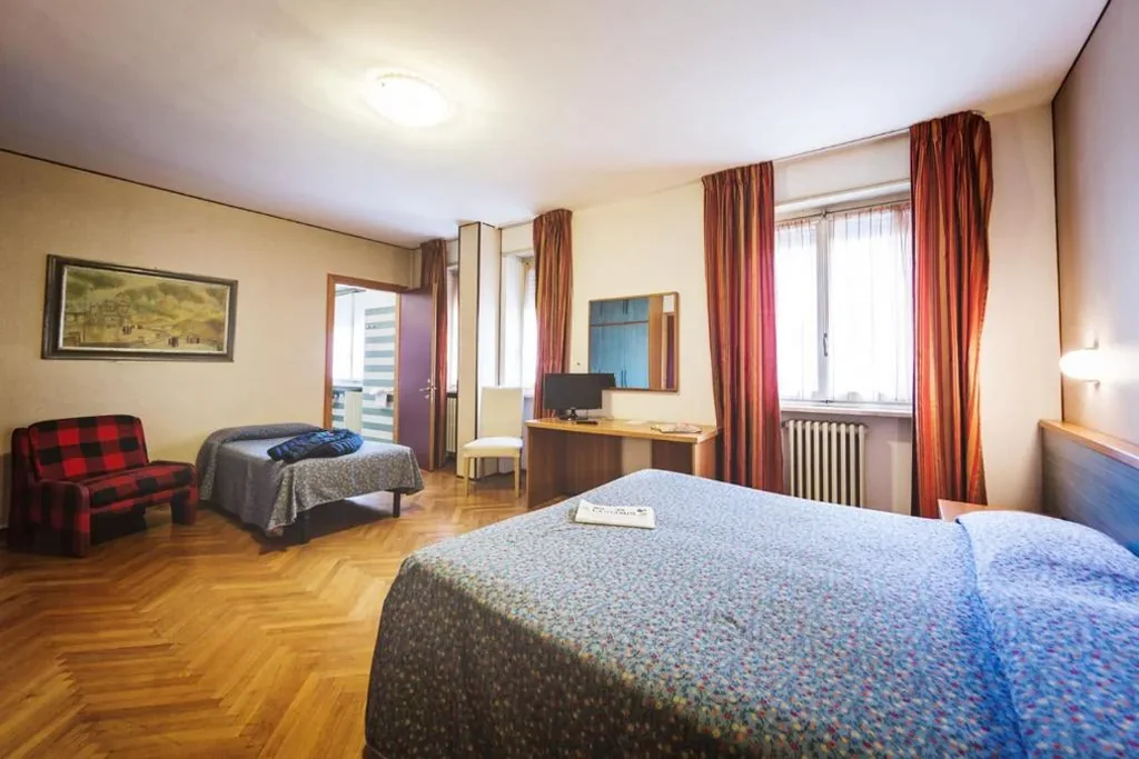 Camera Tripla — Hotel Roma