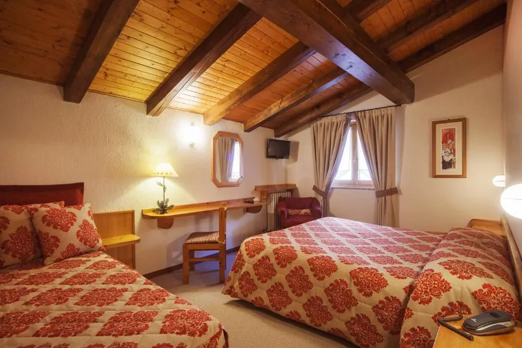 Triple Room — Hotel Ruitor