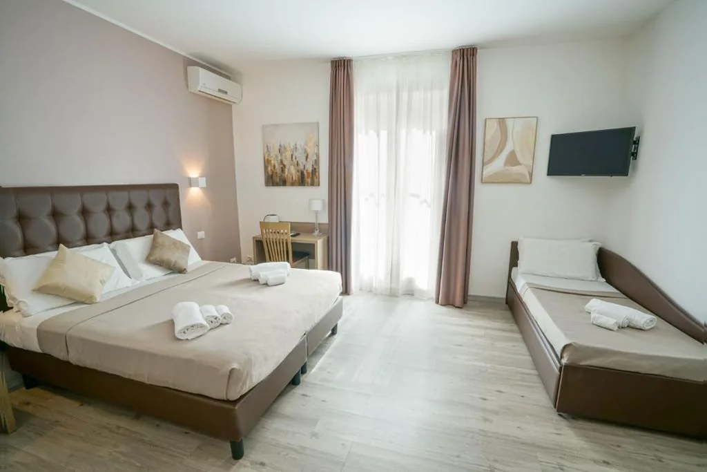 Triple Room — Hotel St. Moritz