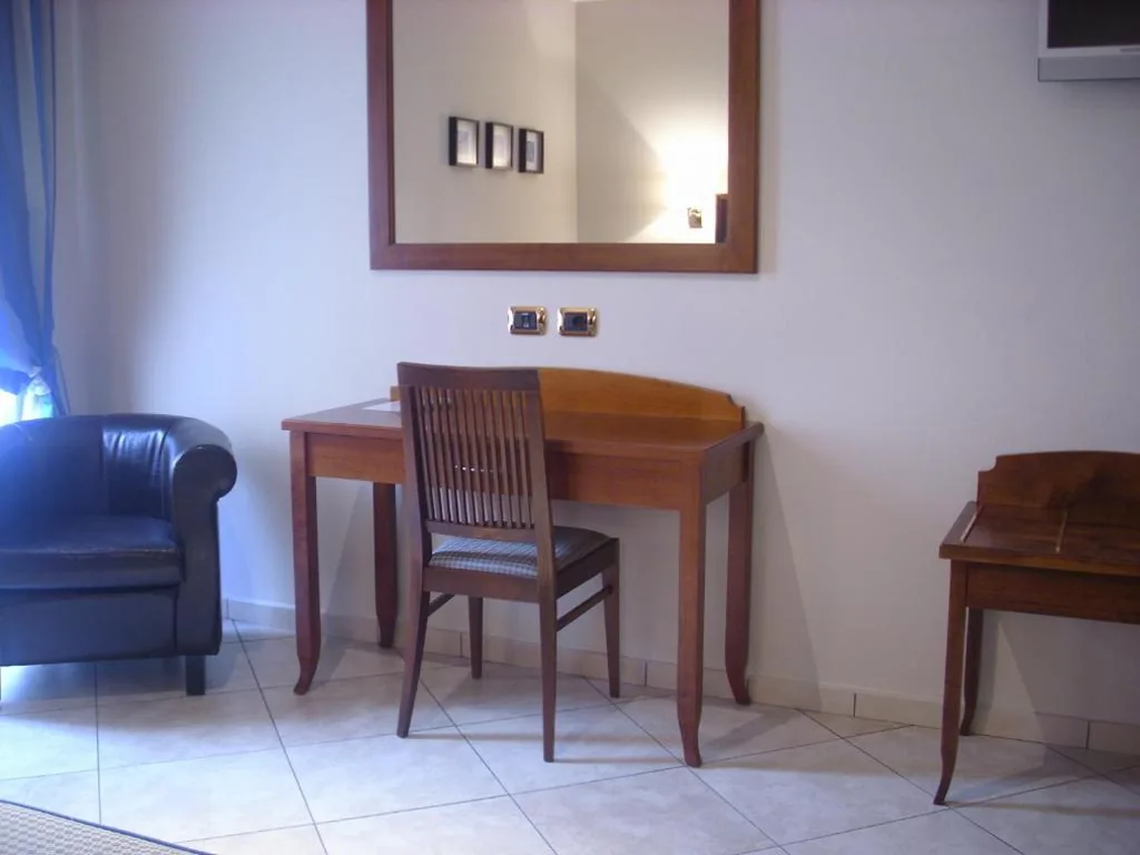 Camera Tripla — Hotel Taormina