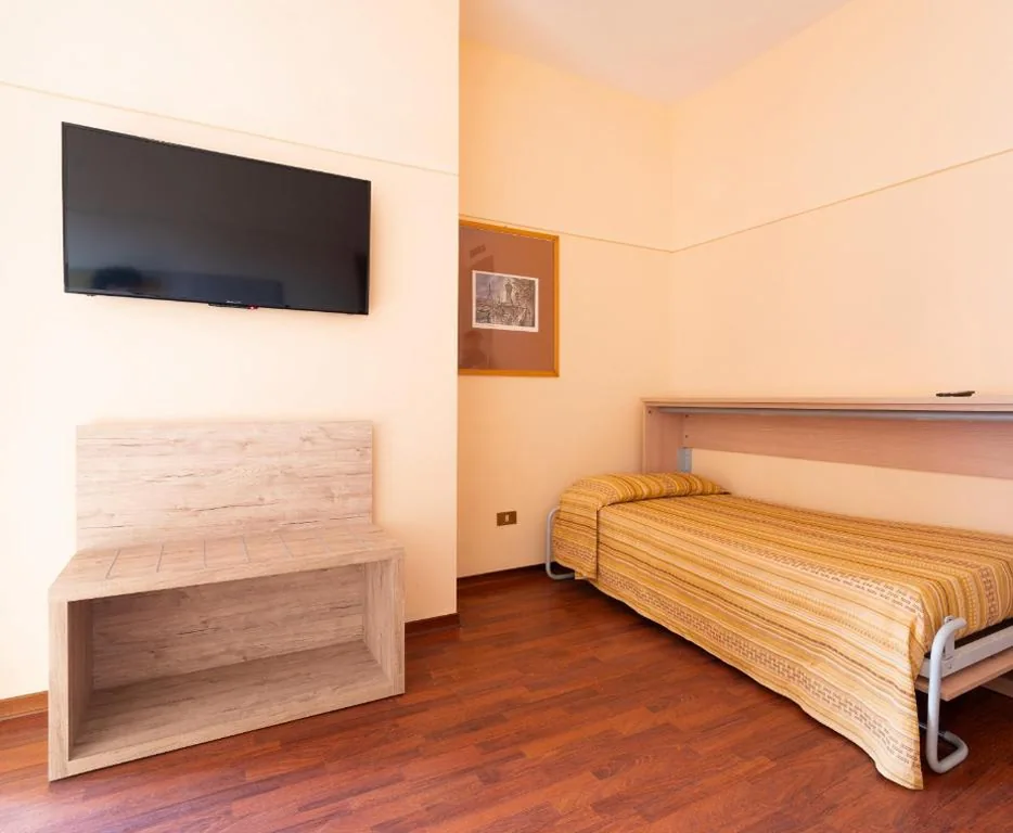 Camera Tripla — Hotel Tirreno
