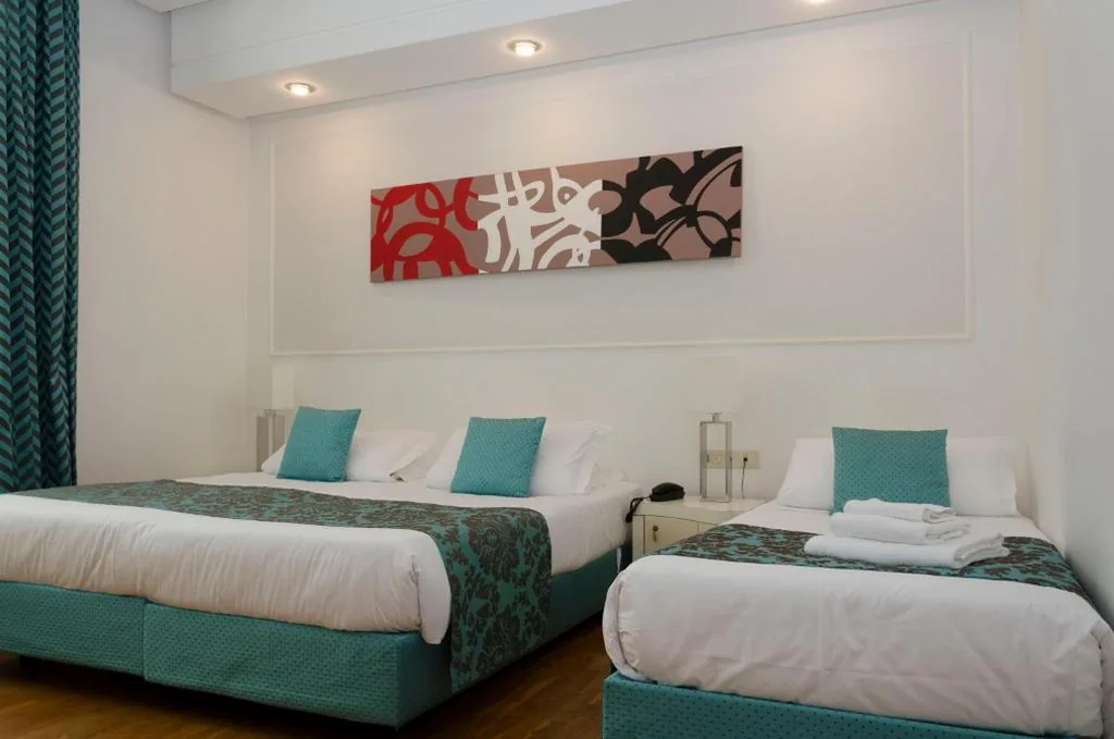 Camera Tripla — Hotel Traiano