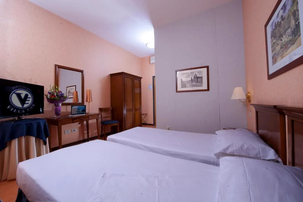 Triple Room — Hotel Villa Eur