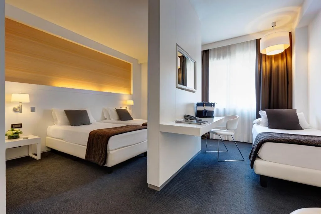 Camera Tripla — iH Hotels Roma Z3