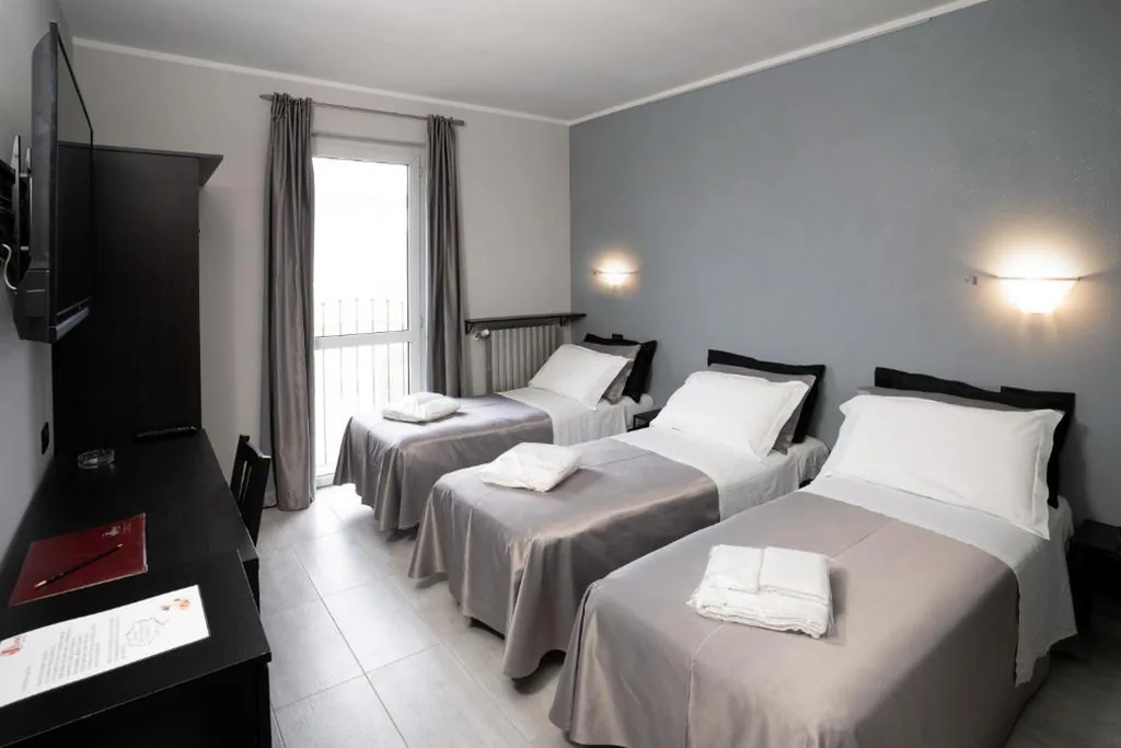 Triple Room — J Hotel