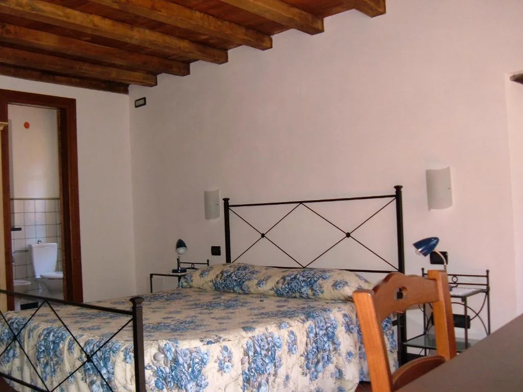 Camera Tripla — La Meridiana Casale